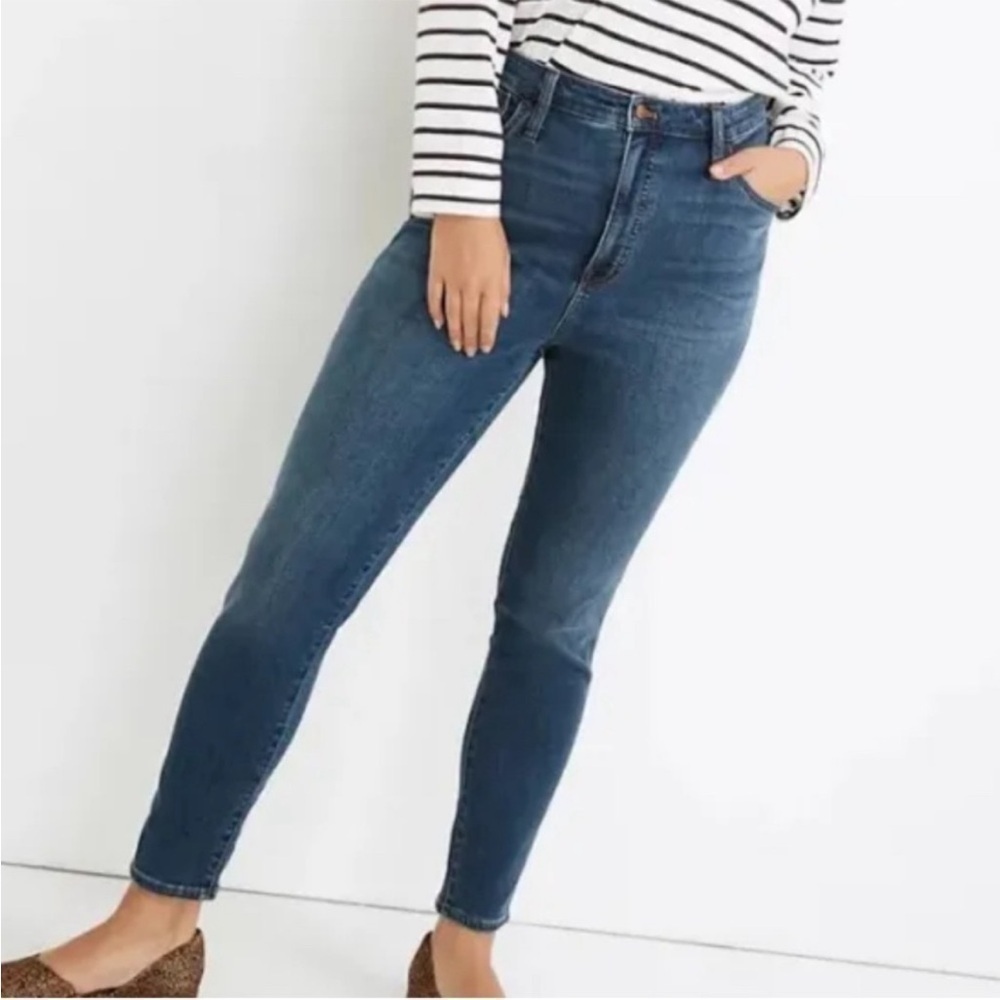 Sz25 Madewell 10” Roadtripper Medium Blue Distressed skinny denim VGUC